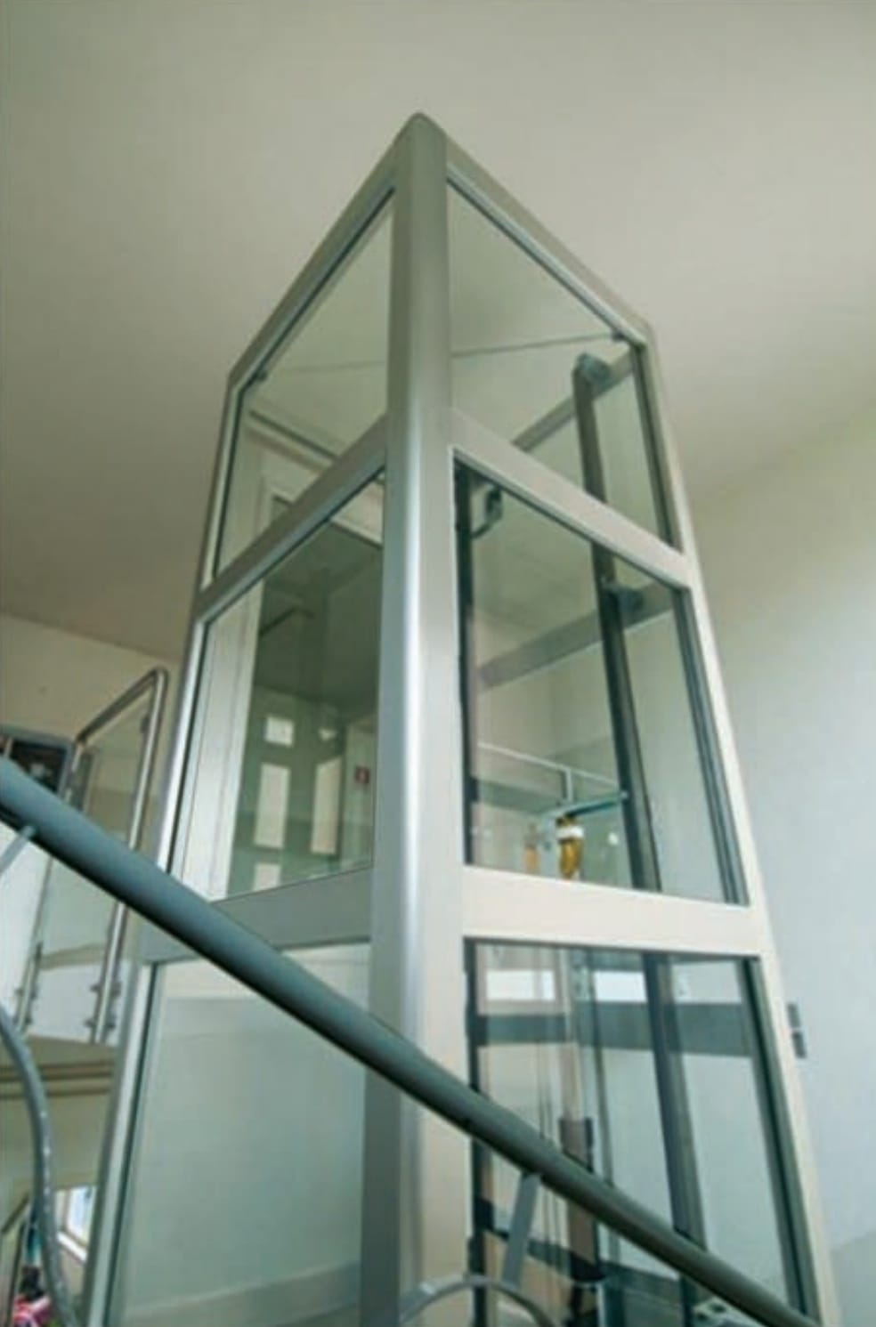 HYDRAULIC ELEVATORS